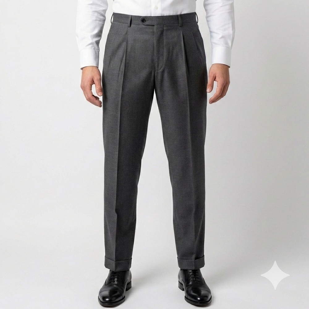 Corneliani Single Pleat Dress Trousers Cuffed Hem Solid Gray IT 54
US 36x33